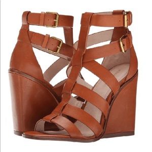 Pour la Victoire Cecile Strappy Wedge Sandals
